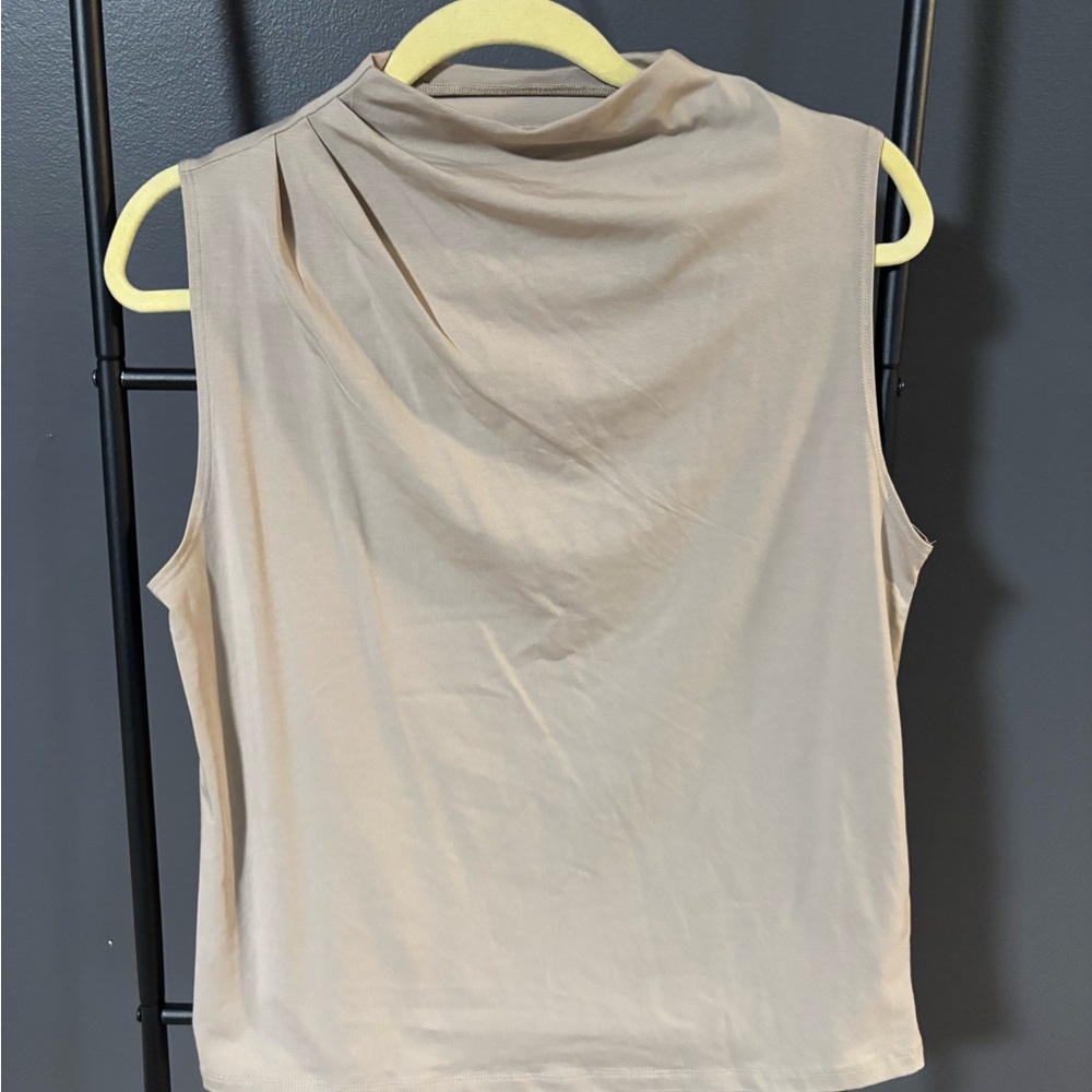 Abercrombie & Fitch Tan Sleeveless Tank Top